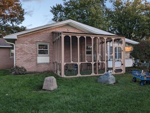 Cozy cat enclosure with platforms